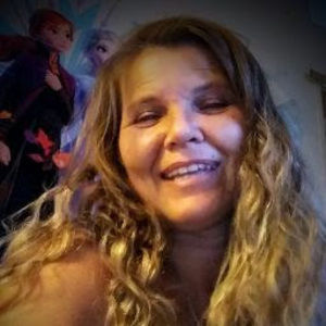 Meet your Posher, Pamela